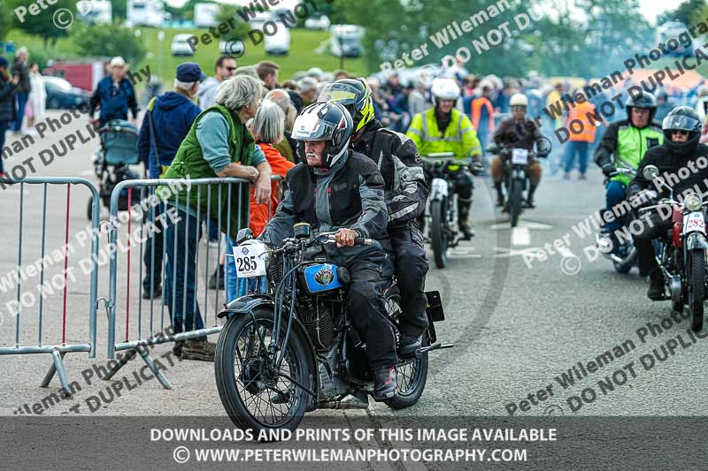 Vintage motorcycle club;eventdigitalimages;no limits trackdays;peter wileman photography;vintage motocycles;vmcc banbury run photographs